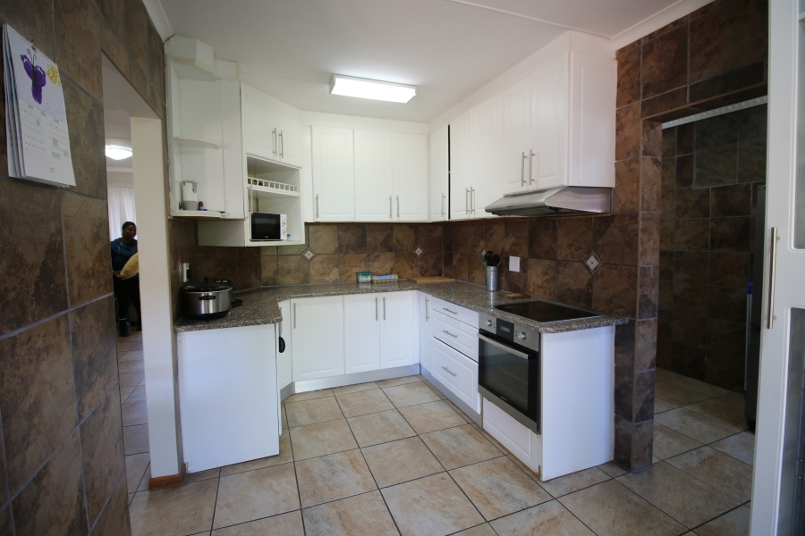 4 Bedroom Property for Sale in Dorchester Heights Eastern Cape